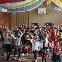 Faschingsrummel in der Grundschule (10).JPG