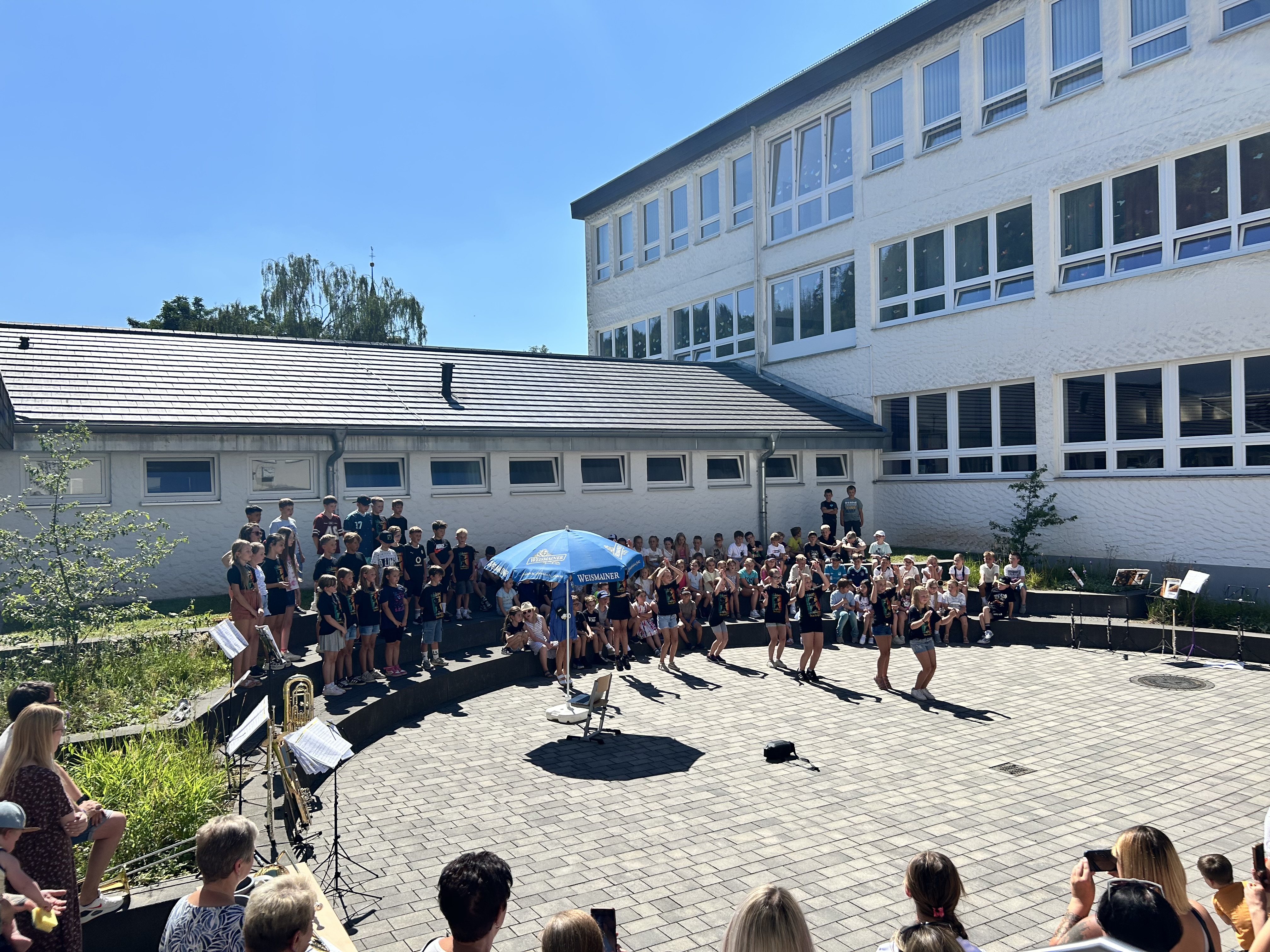 Schulfest -16-.jpeg