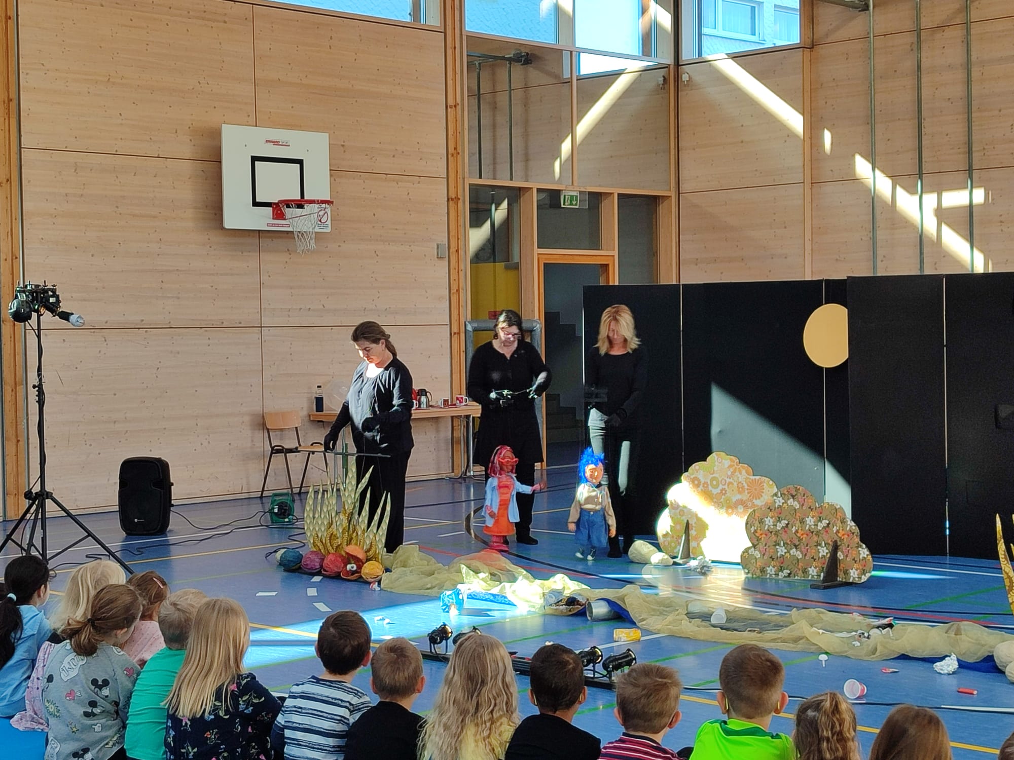 Theater -24-.jpg